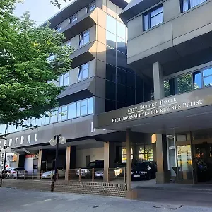 Central-hotel Tegel Отель Берлин